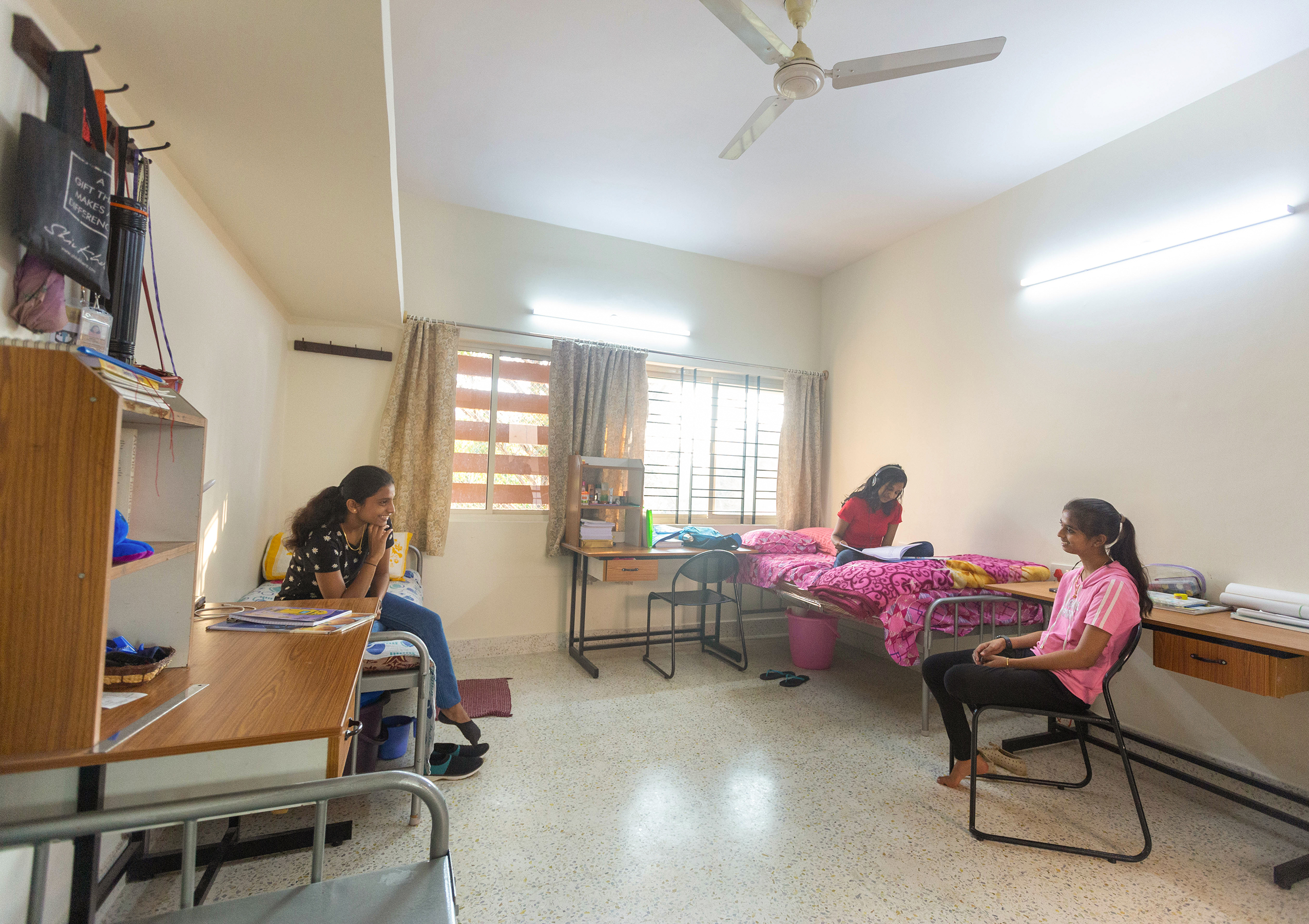 rvu-girls-hostel-room-img