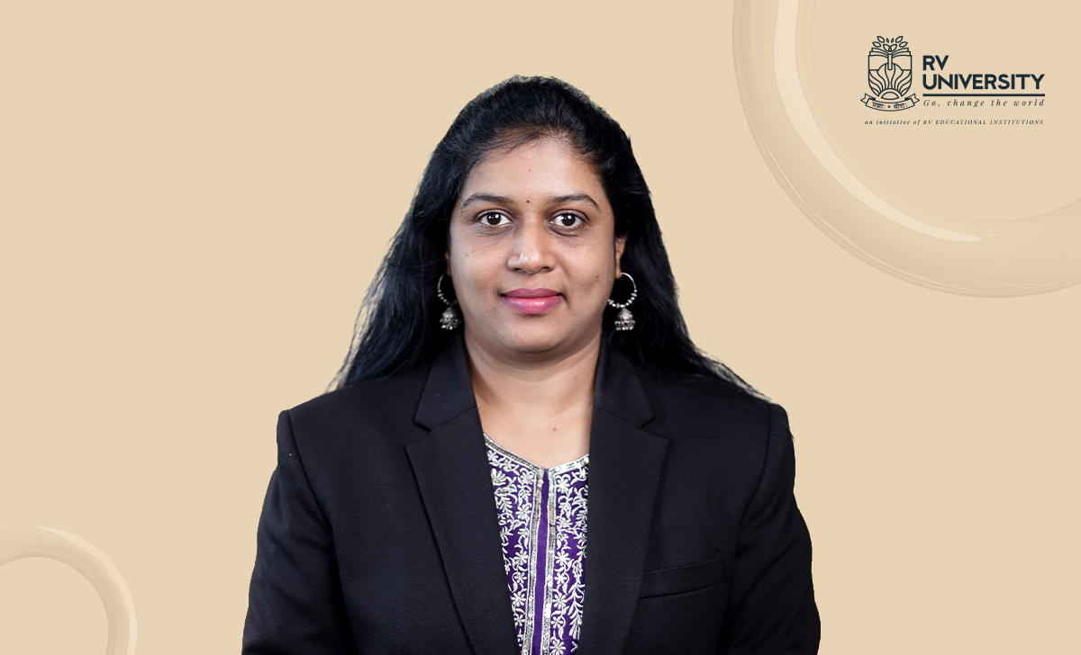 Dr Deepika S