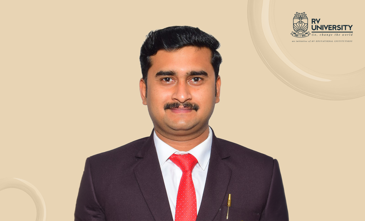 Dr Rakesh M